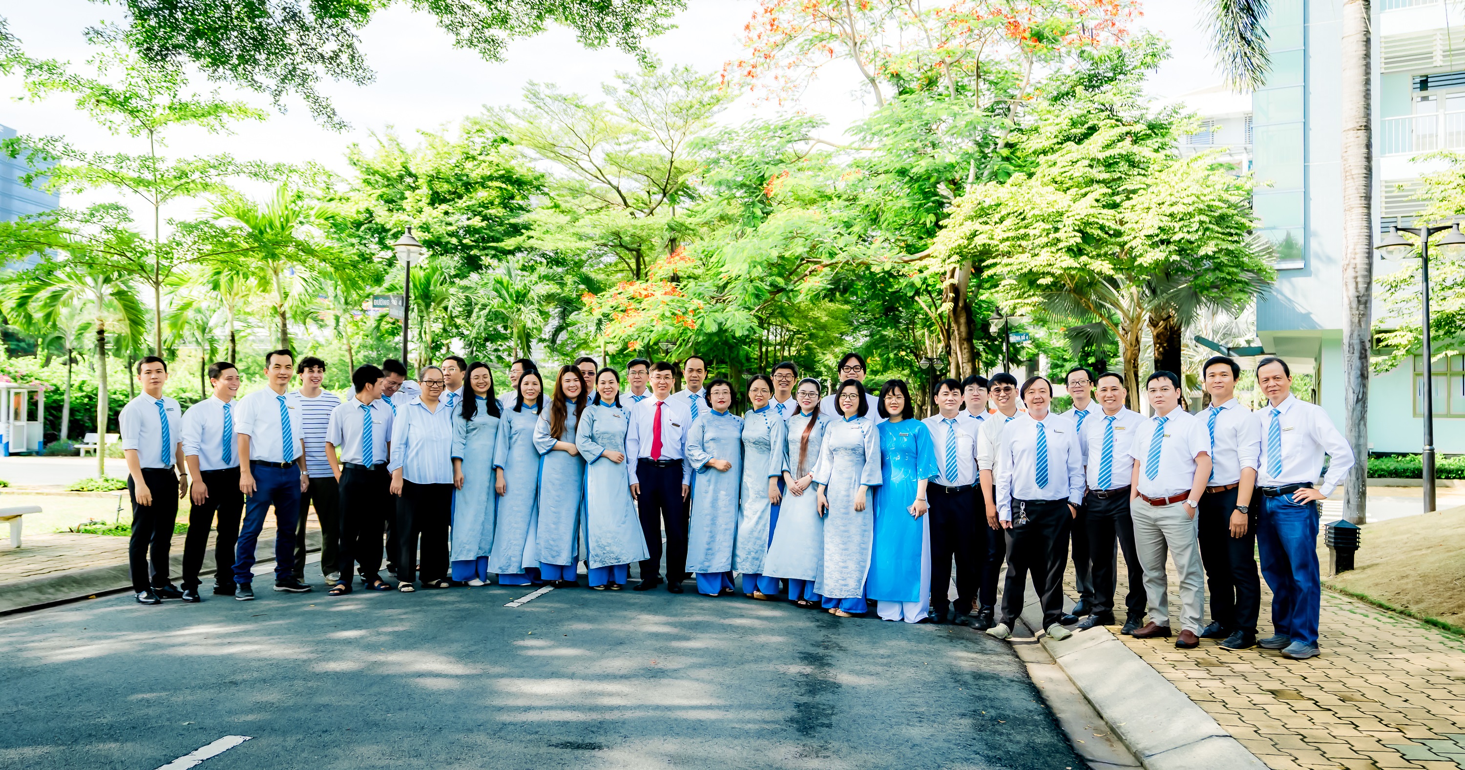 Giảng viên - Nhà khoa học